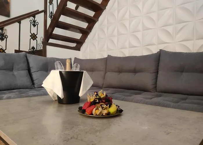 Casa de Férias A Unique 3-4 Bedrooms House In Old Town