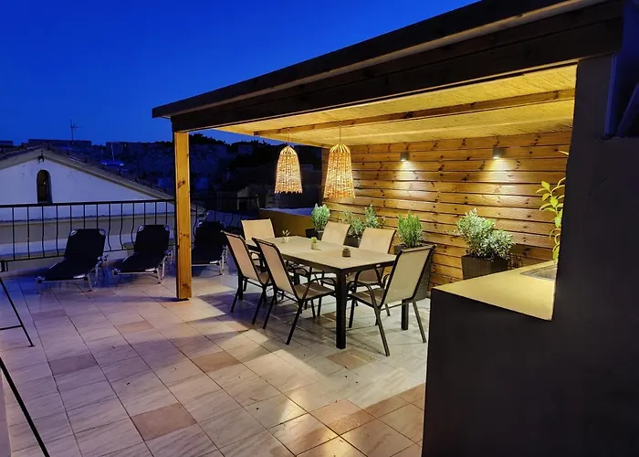 A Unique 3-4 Bedrooms House In Old Town Casa de Férias Rhodes City