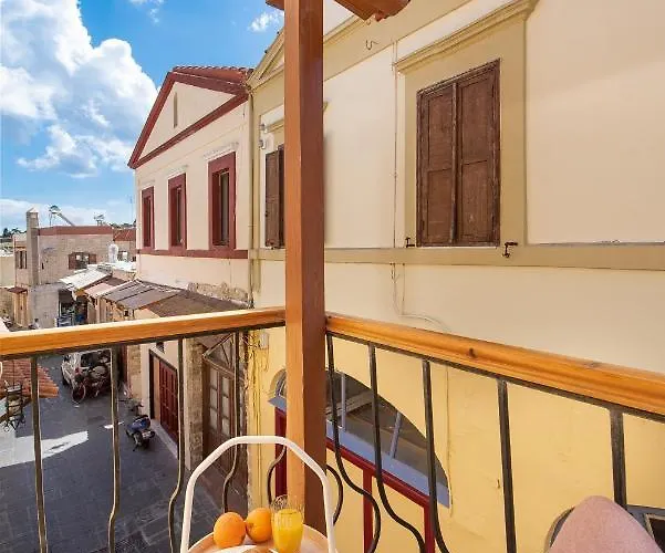 A Unique 3-4 Bedrooms House In Old Town Casa de Férias *