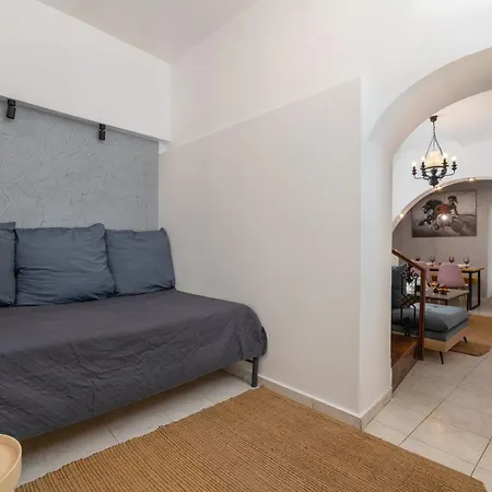 別荘 A Unique 3-4 Bedrooms House In Old Town *