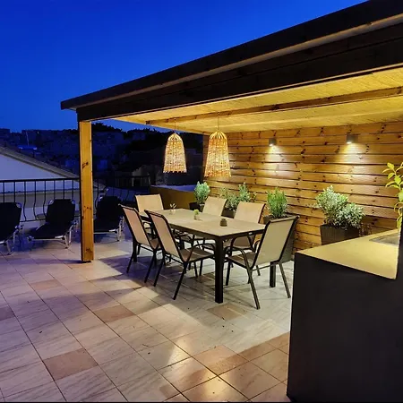 A Unique 3-4 Bedrooms House In Old Town 別荘 Rhodes City